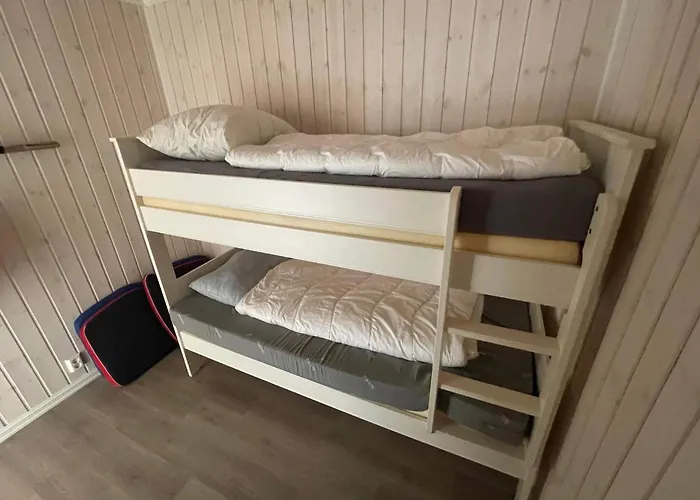 6 Person In Rubbestadneset